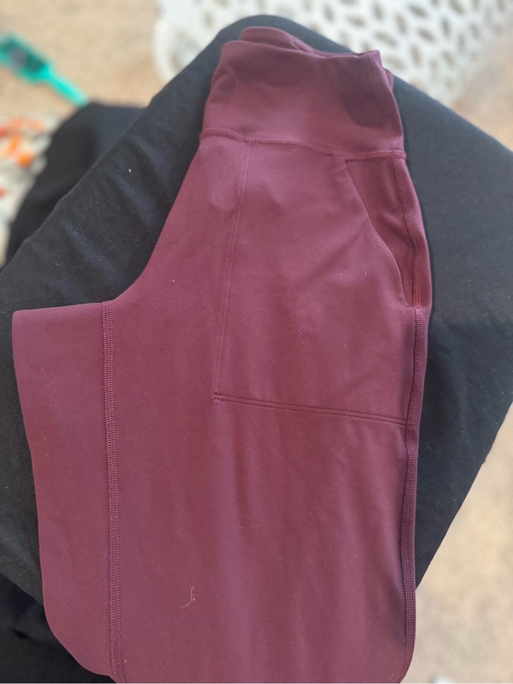 lululemon athletica Women's Pocket Leggings in Burgundy